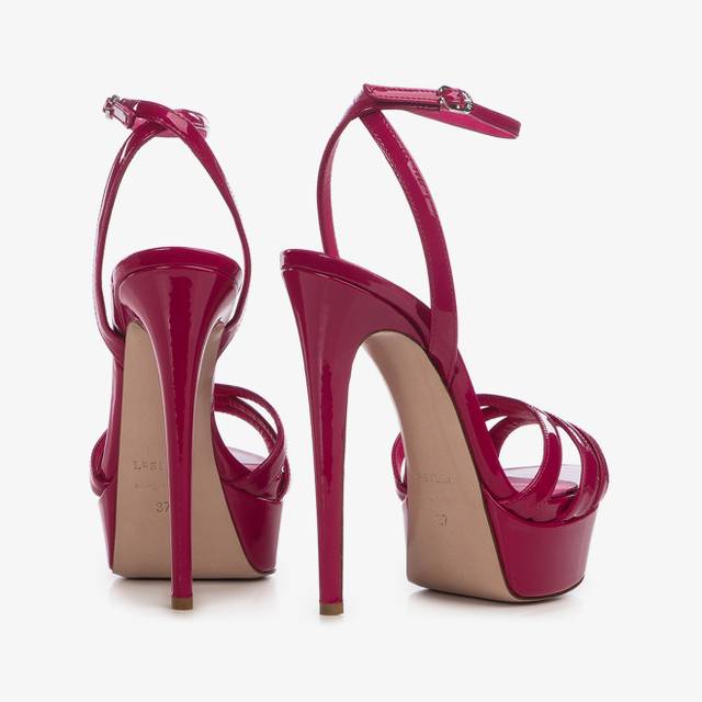 Le Silla Sandalo con plateau vernice fucsia cosmopolitan Economico