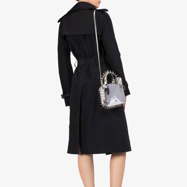 Le Silla Small bag metallizzata argento con borchie 2025
