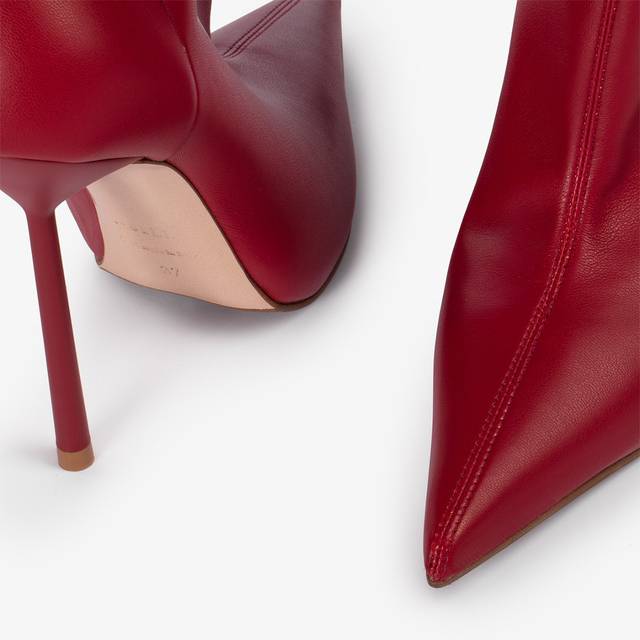 Le Silla Stivale sopra il ginocchio pelle vegan stretch rosso Comprane uno, ottenene uno gratis