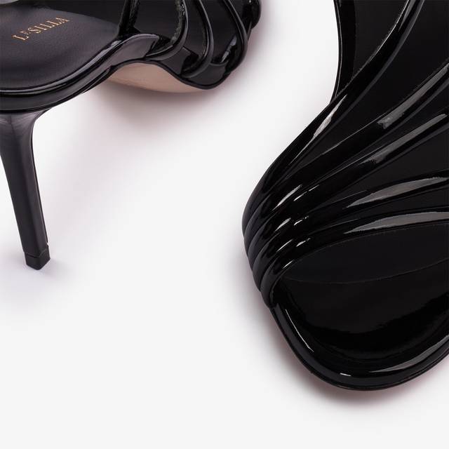 Le Silla Sandalo vernice nero Negozio