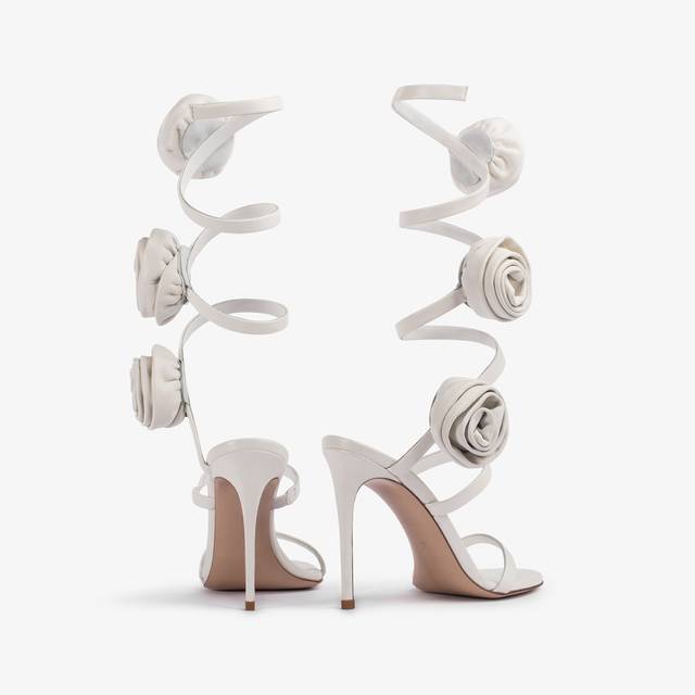 Le Silla Sandalo pelle bianco carta e rose Moda