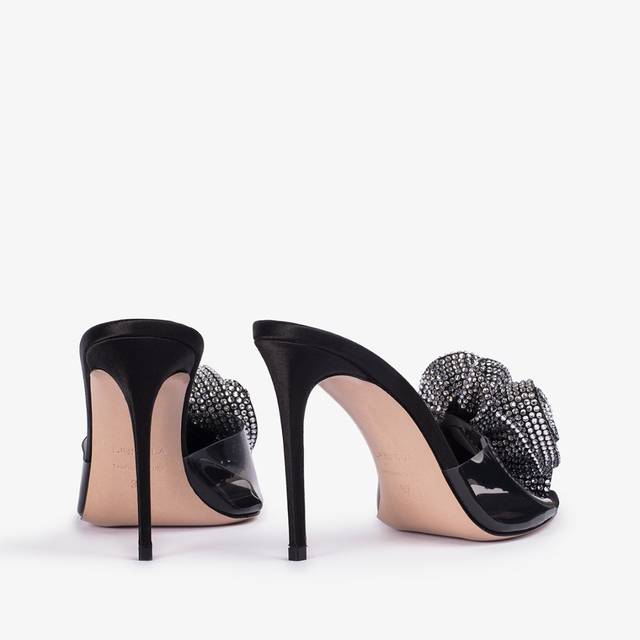 Le Silla Sandalo raso e plexy nero e Cristalli Convenienza