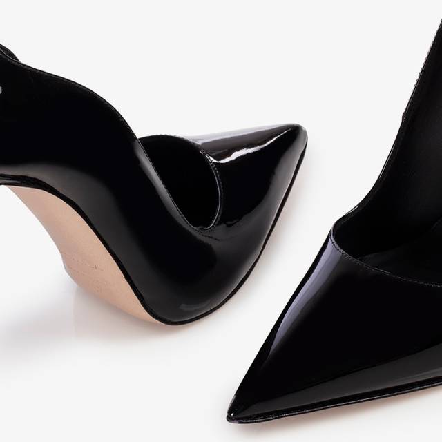 Le Silla Décolleté vernice nera Presa