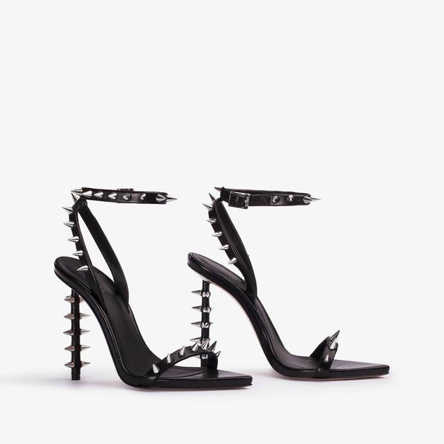 Le Silla Sandalo pelle nero con borchie argento In Saldo