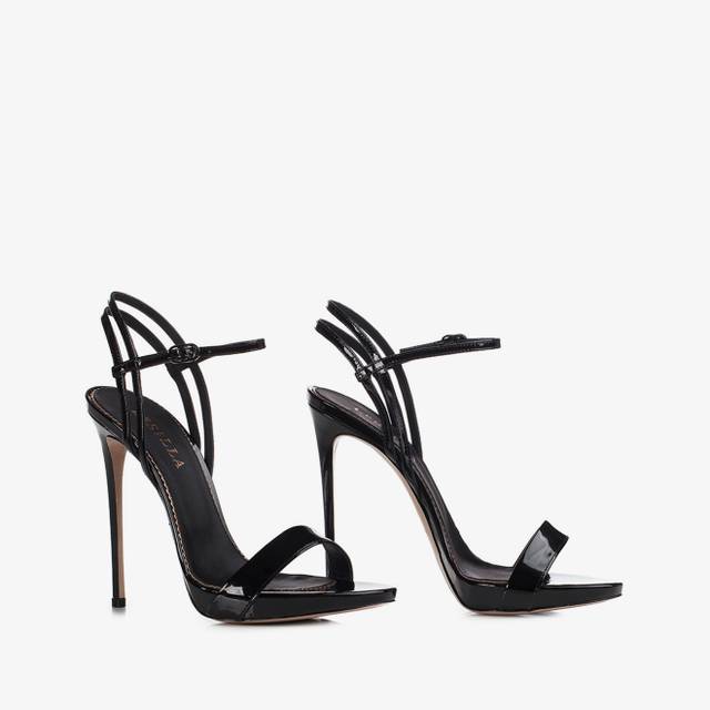 Le Silla Sandalo vernice nero In Linea