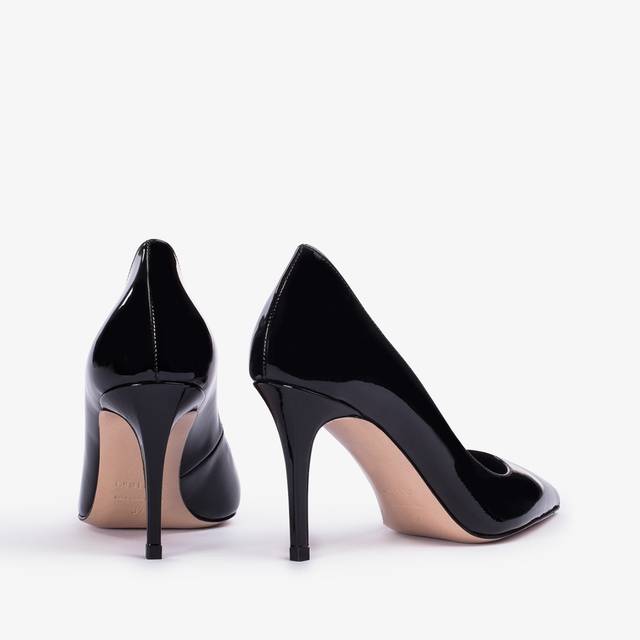Le Silla Décolleté vernice nera In vendita