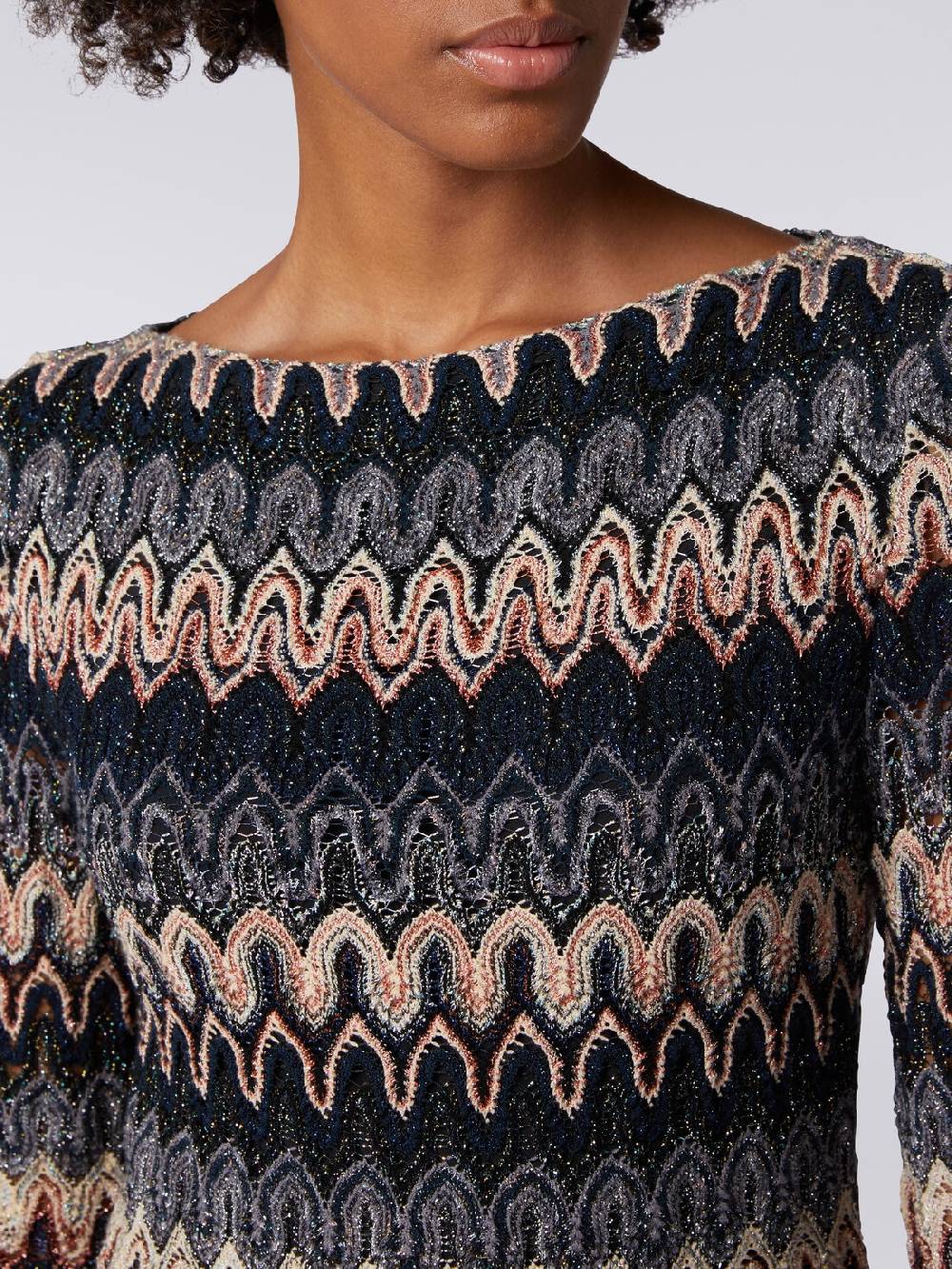 Missoni Mini-abito a maniche lunghe in misto viscosa motivo a onde Nuova