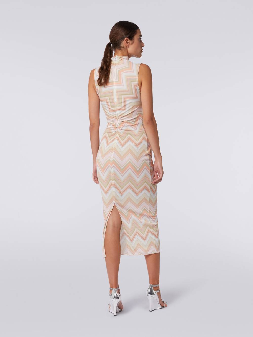 Missoni Abito longuette in viscosa zig zag con arricciature ACQUISTA ORA