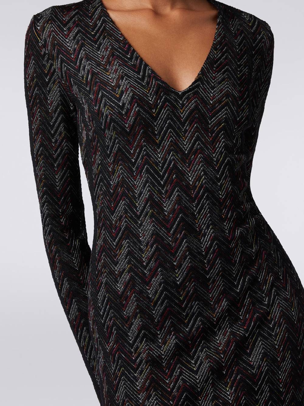 Missoni Abito lungo con scollatura a V in lana e viscosa zig zag Spedizione Gratuita