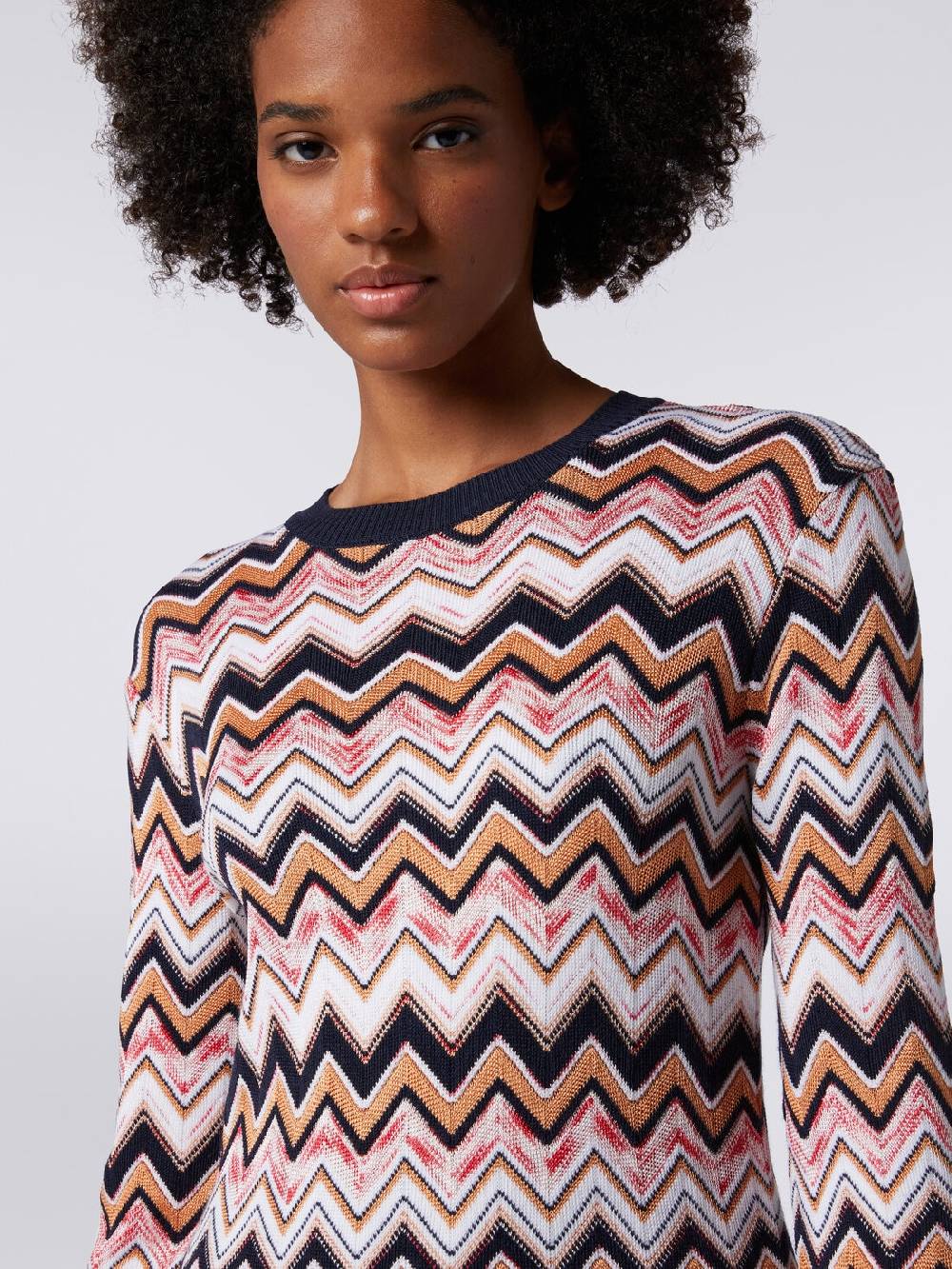 Missoni Abito girocollo a maniche lunghe in maglia zig zag 2025