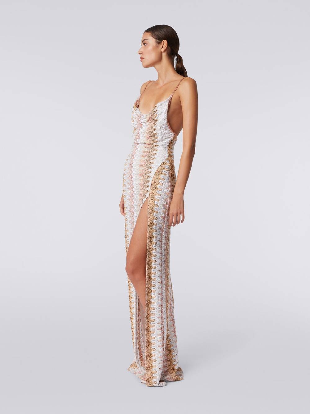 Missoni Abito lungo effetto pizzo con scollatura drappeggiata e spacco 2025