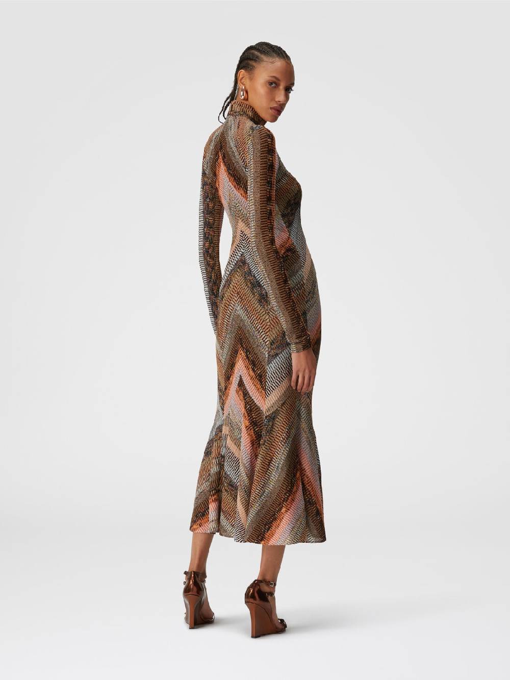 Missoni Abito lungo con fondo svasato e collo a lupetto con zip Sconto