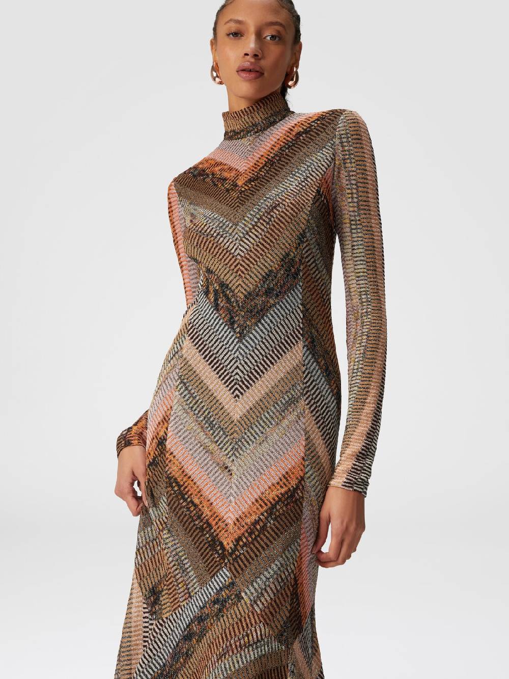 Missoni Abito lungo con fondo svasato e collo a lupetto con zip Sconto