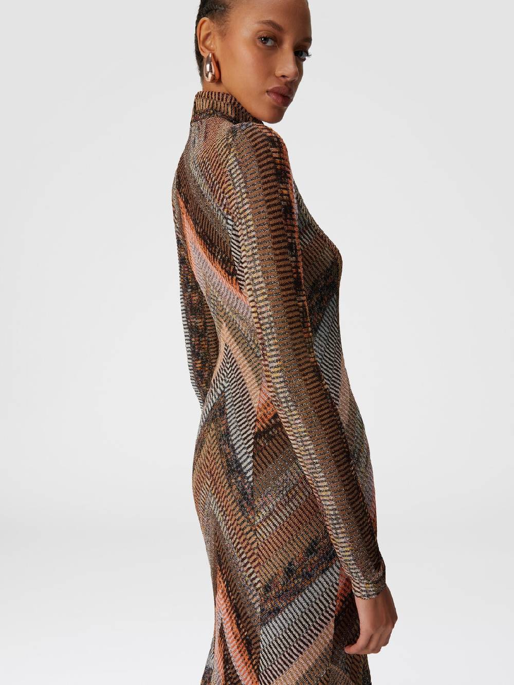 Missoni Abito lungo con fondo svasato e collo a lupetto con zip Sconto
