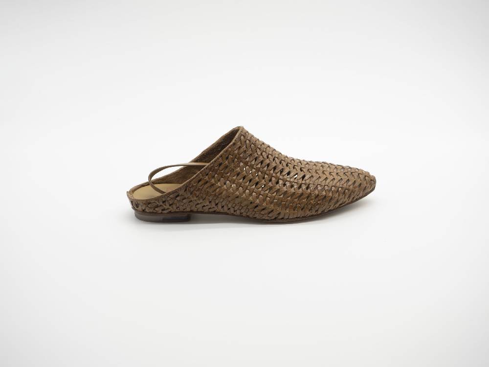 Openclosedshoes IRIS23 FOAM