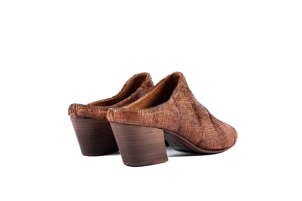 Openclosedshoes TISHA09 BUFALO COGNAC Fino al 65% di sconto