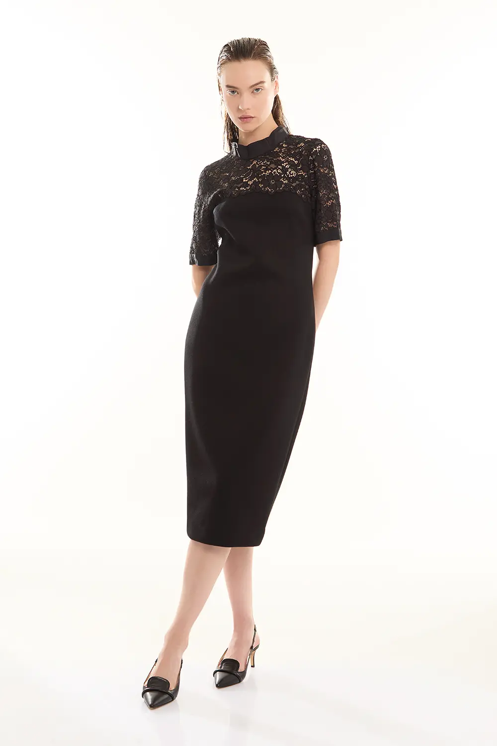 P.A.R.O.S.H. ABITO CON PIZZO In Linea