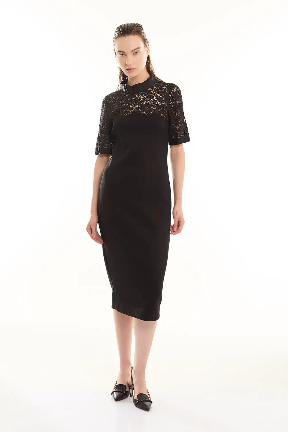P.A.R.O.S.H. ABITO CON PIZZO In Linea