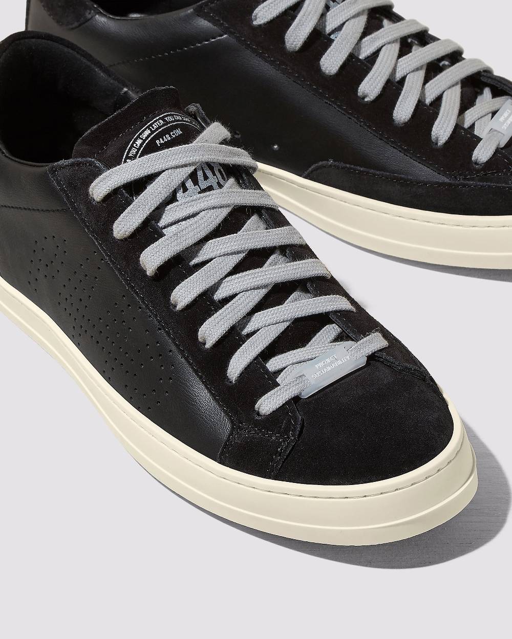 P448 John Recycled Black Promozione