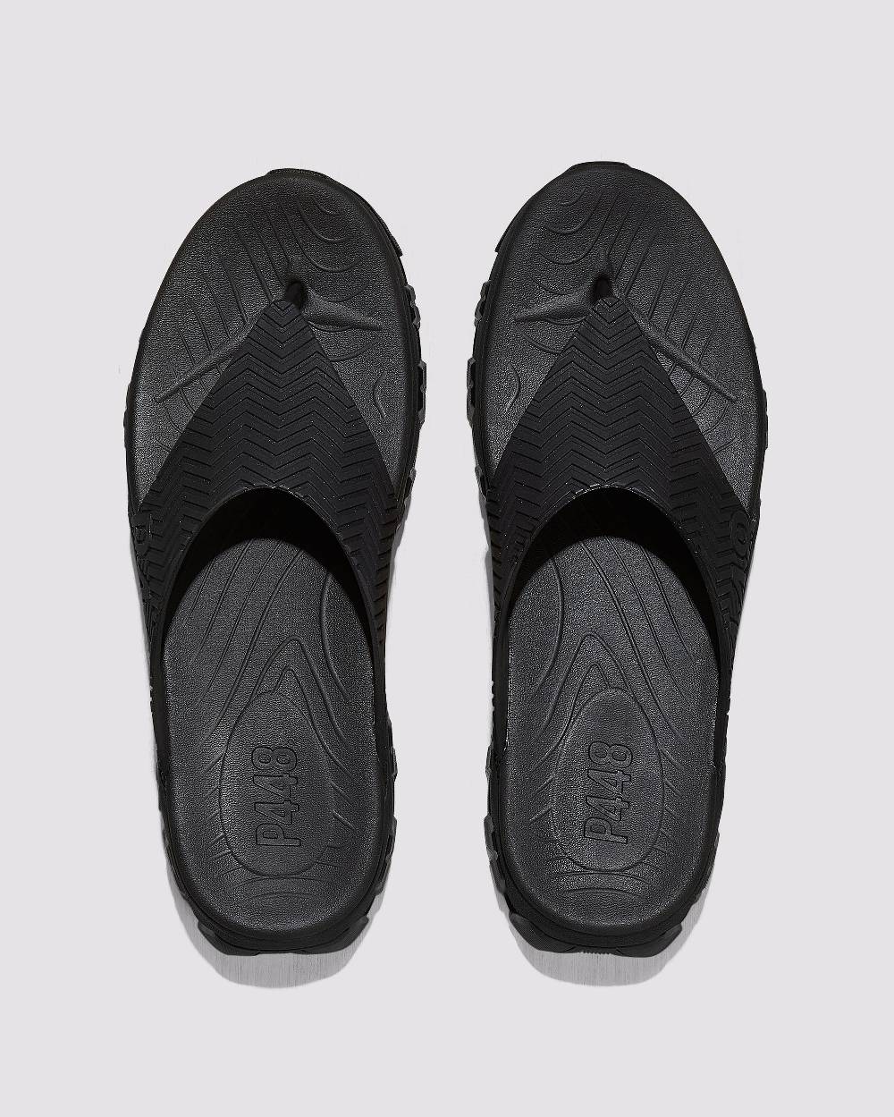 P448 Bondi Tux/Black Economico