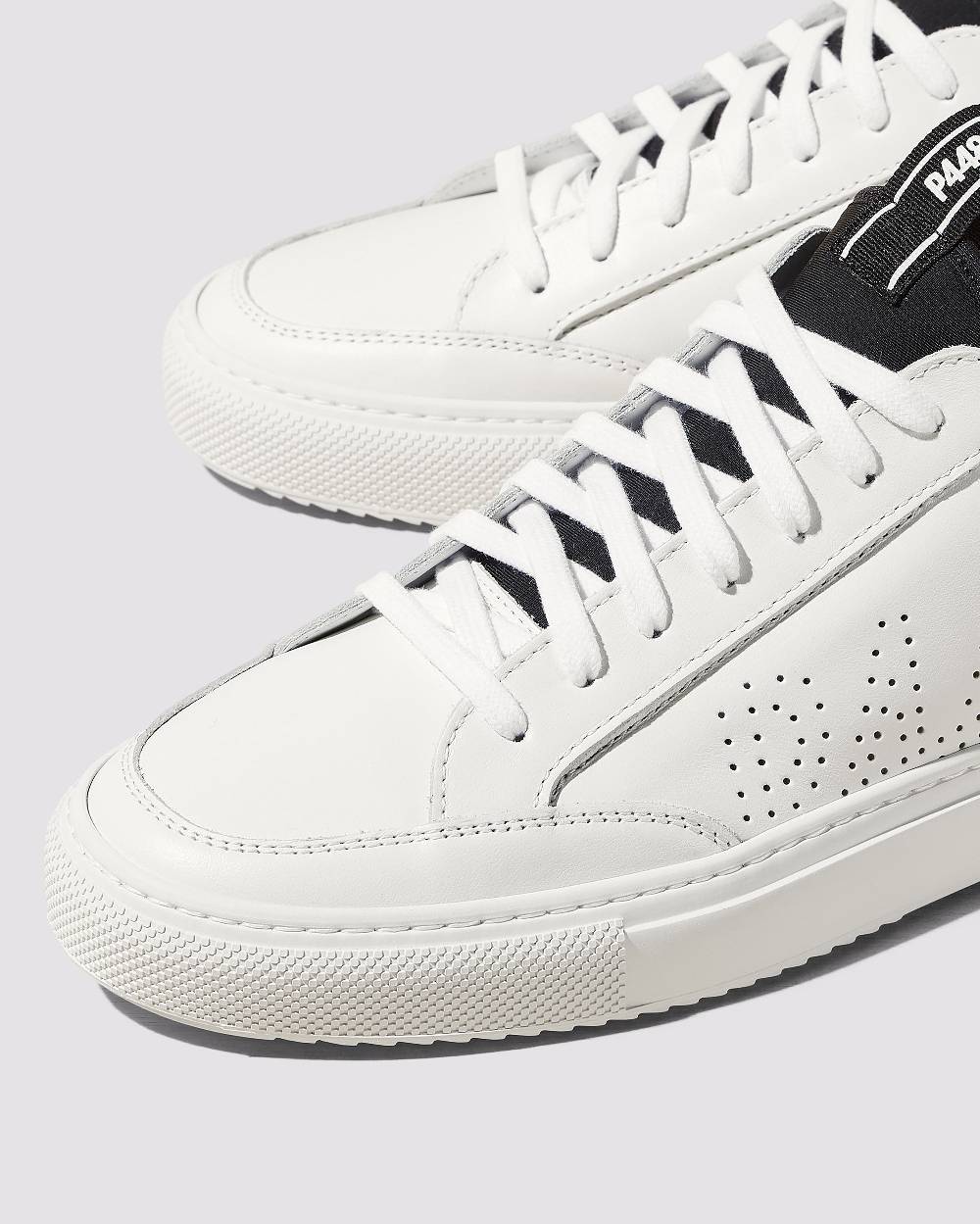 P448 Sohosocks White Offerte