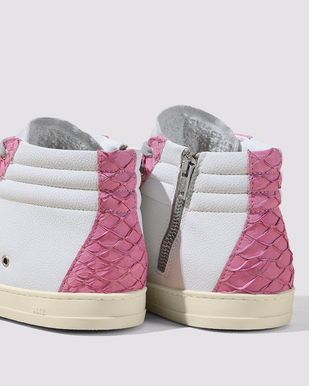 P448 Skate Carp/Pink Spedizione Gratuita