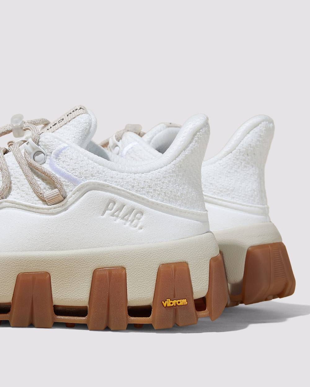 P448 Monalea White/Sand Novità