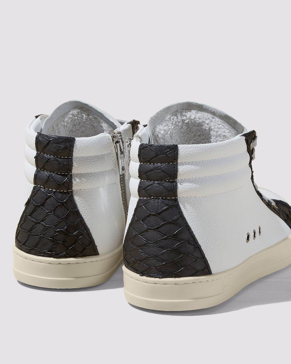 P448 Skate Carp/Black Saldi