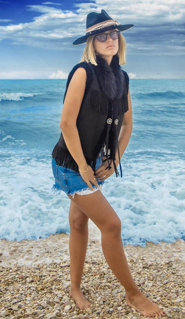 Passion Blanche GILET NERO MONTONE + FRANGIA In Saldo