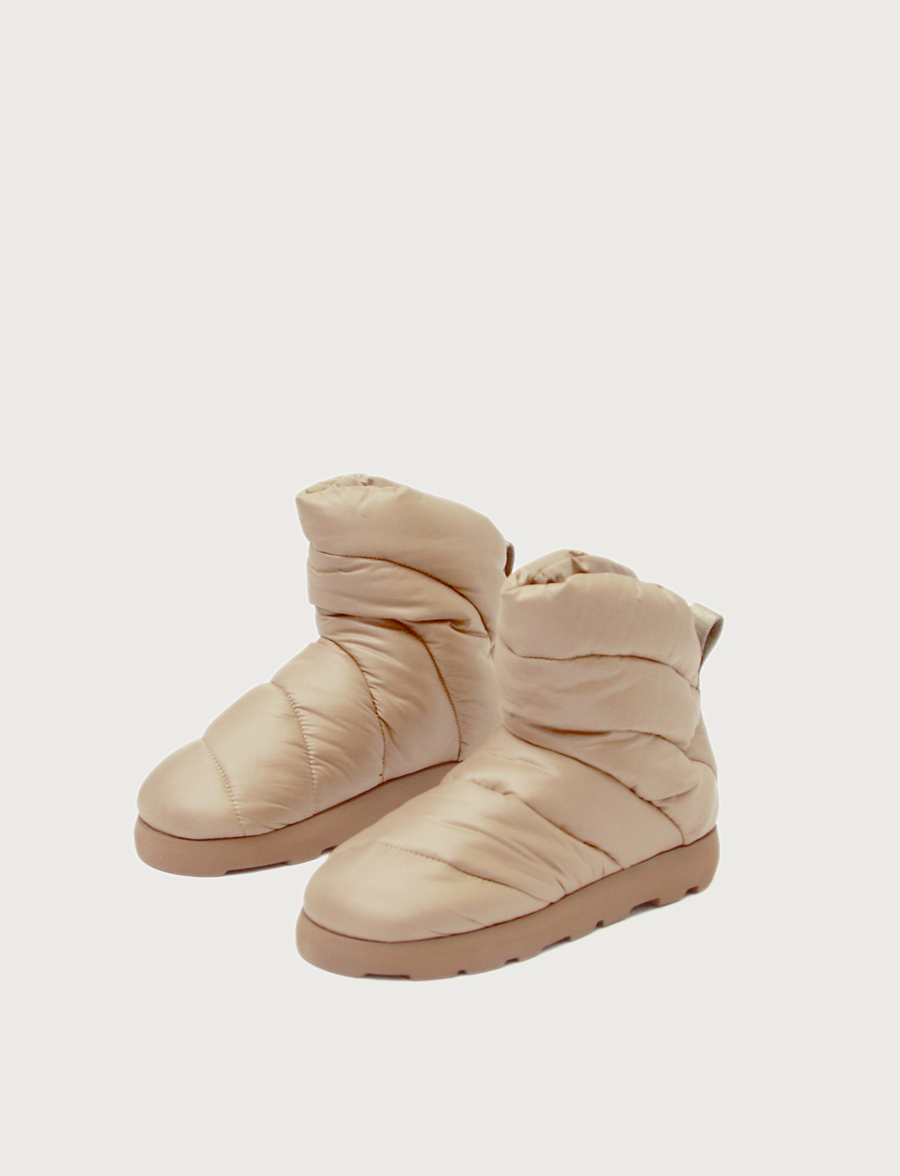 Piumestudio Luna Camel 2025
