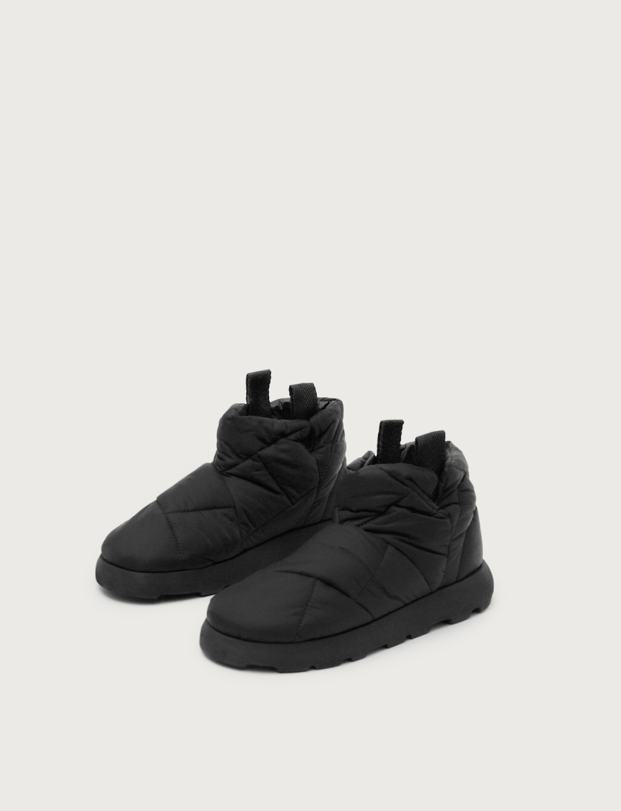 Piumestudio Quadrato Nylon Matte Black 2025