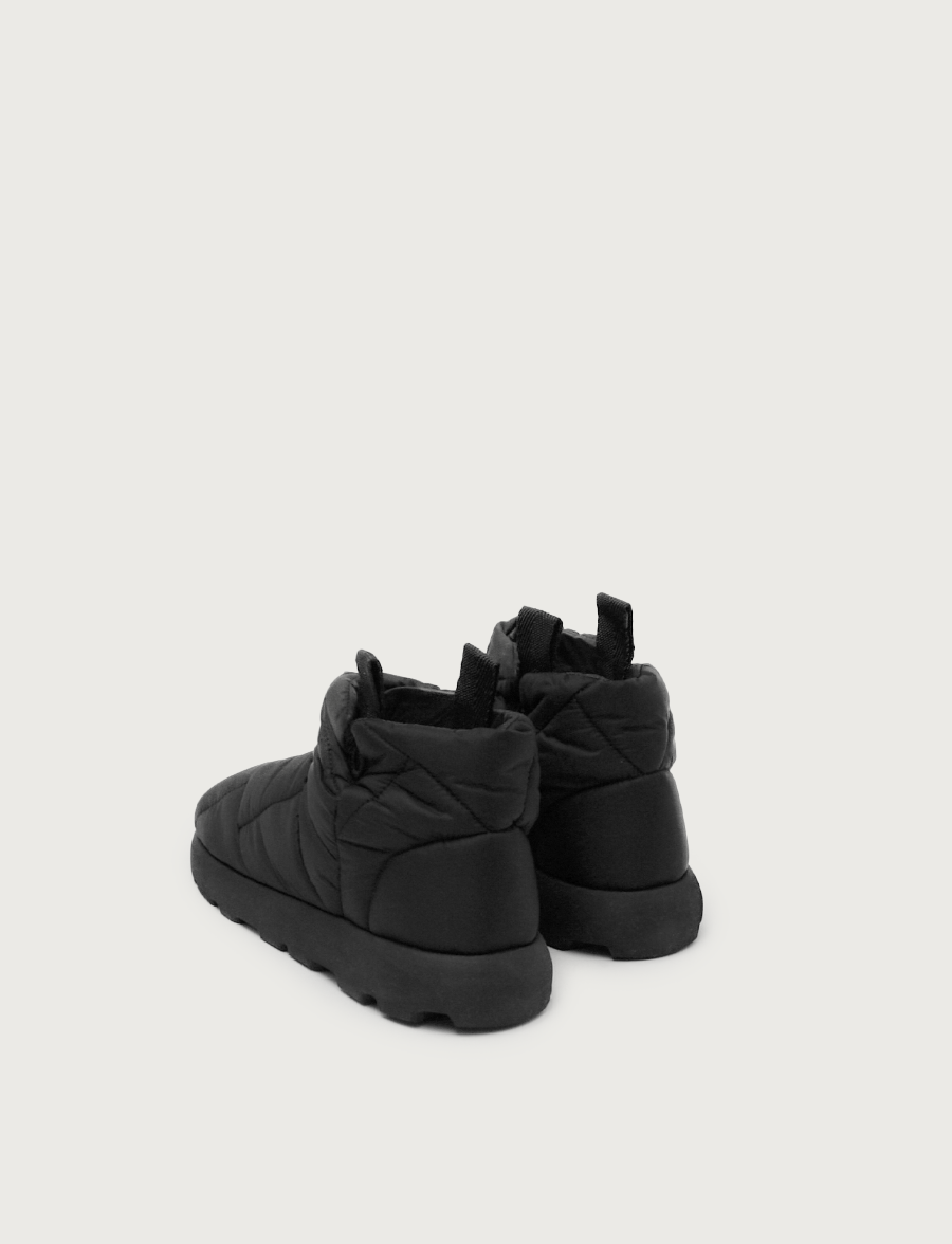Piumestudio Quadrato Nylon Matte Black 2025
