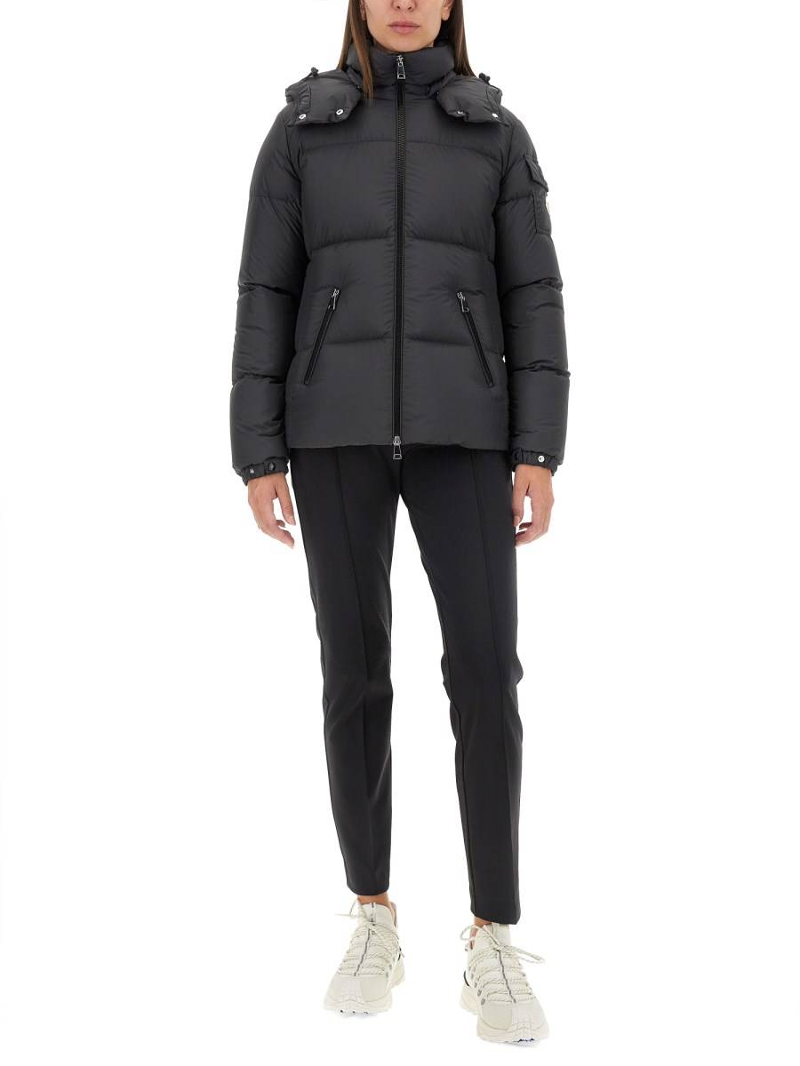MONCLER GIACCA CORTA FOURMINES IN NYLON RICICLATO Sconto