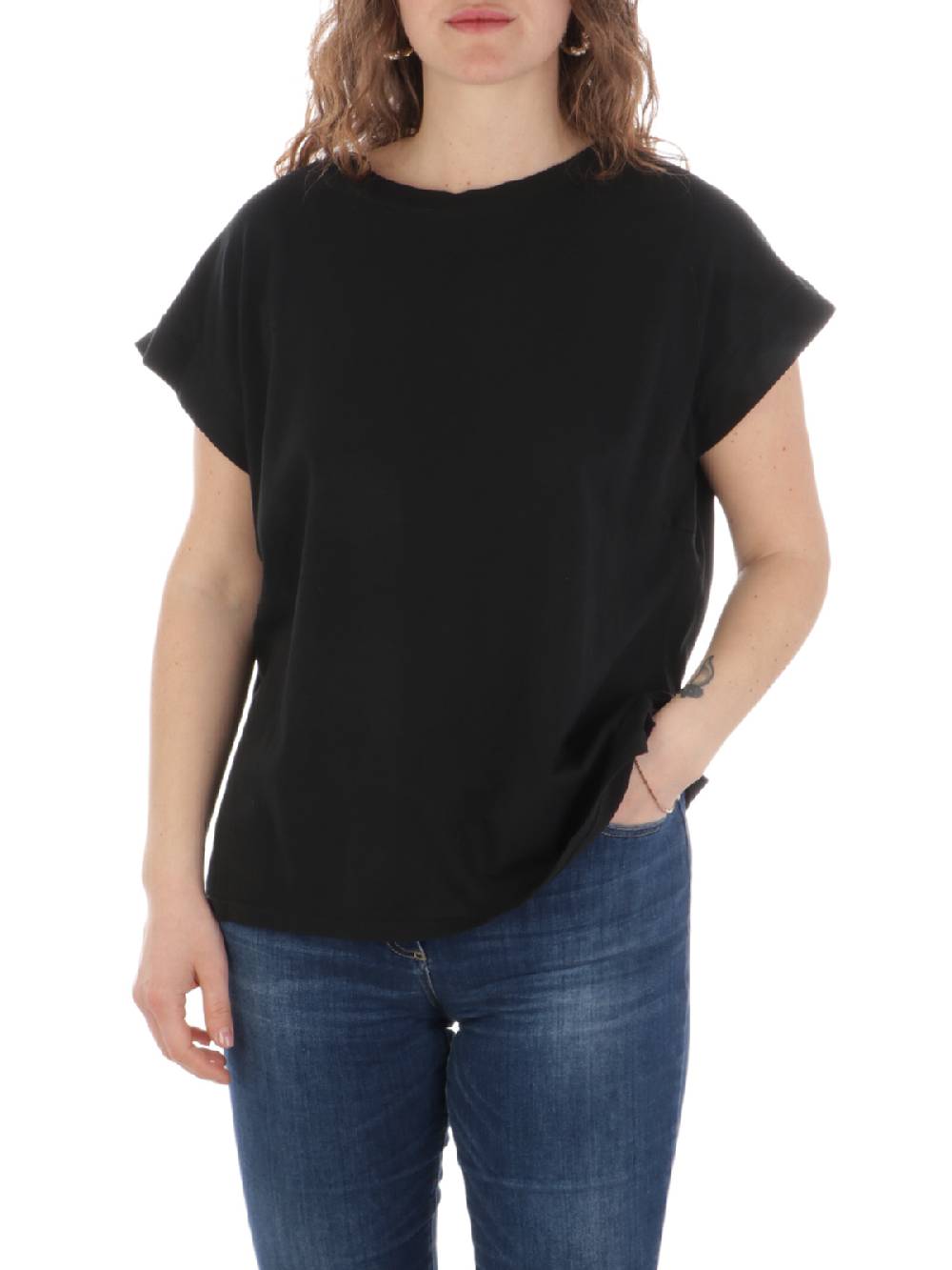 B.Yu T-Shirts T-Shirt Smanicata Spedizione gratuita