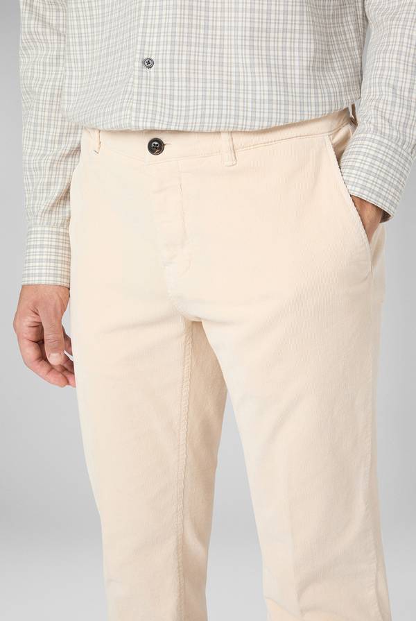 Pull Pal Zileri Pantaloni chino tinti in capo in cotone corduroy Acquista Ora