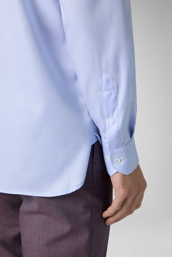 Pull Pal Zileri Camicia in cotone con trattamento anti-piega azzurra Offerta
