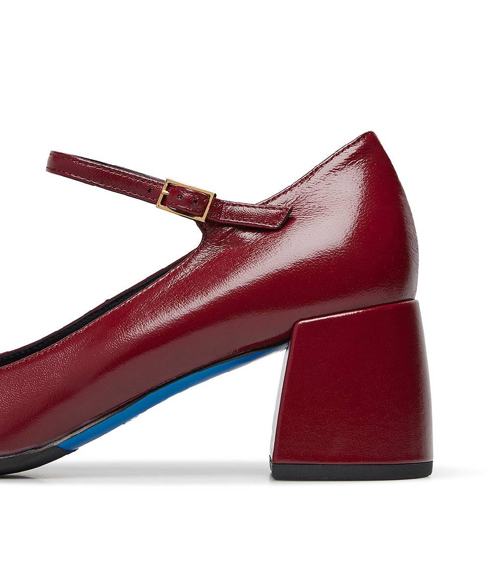 Loriblu Décolleté Mary Jane in pelle lucida bordeaux con cinturino Italia