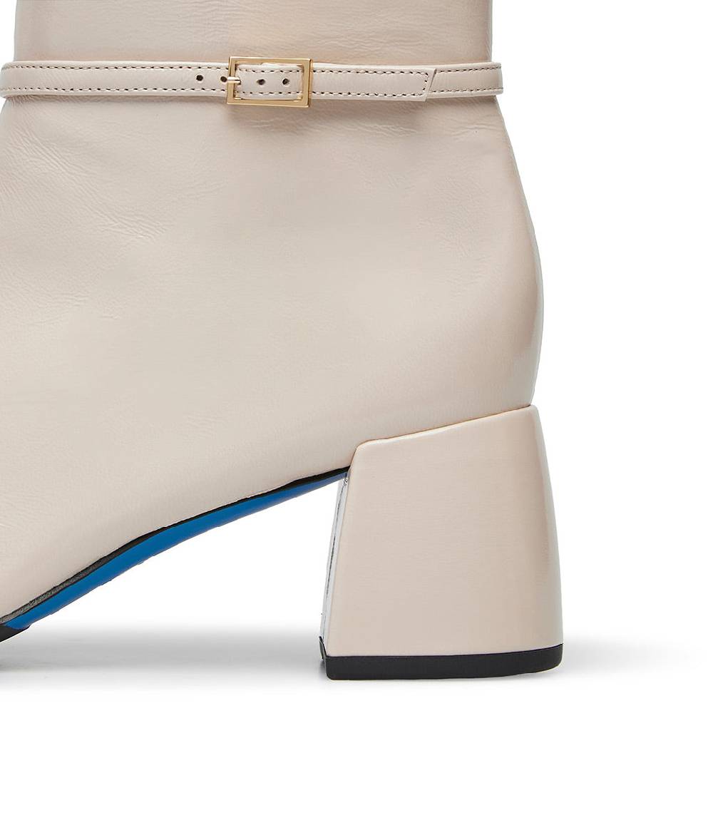 Loriblu Stivaletto in pelle lucida sabbia con cinturino Promozione