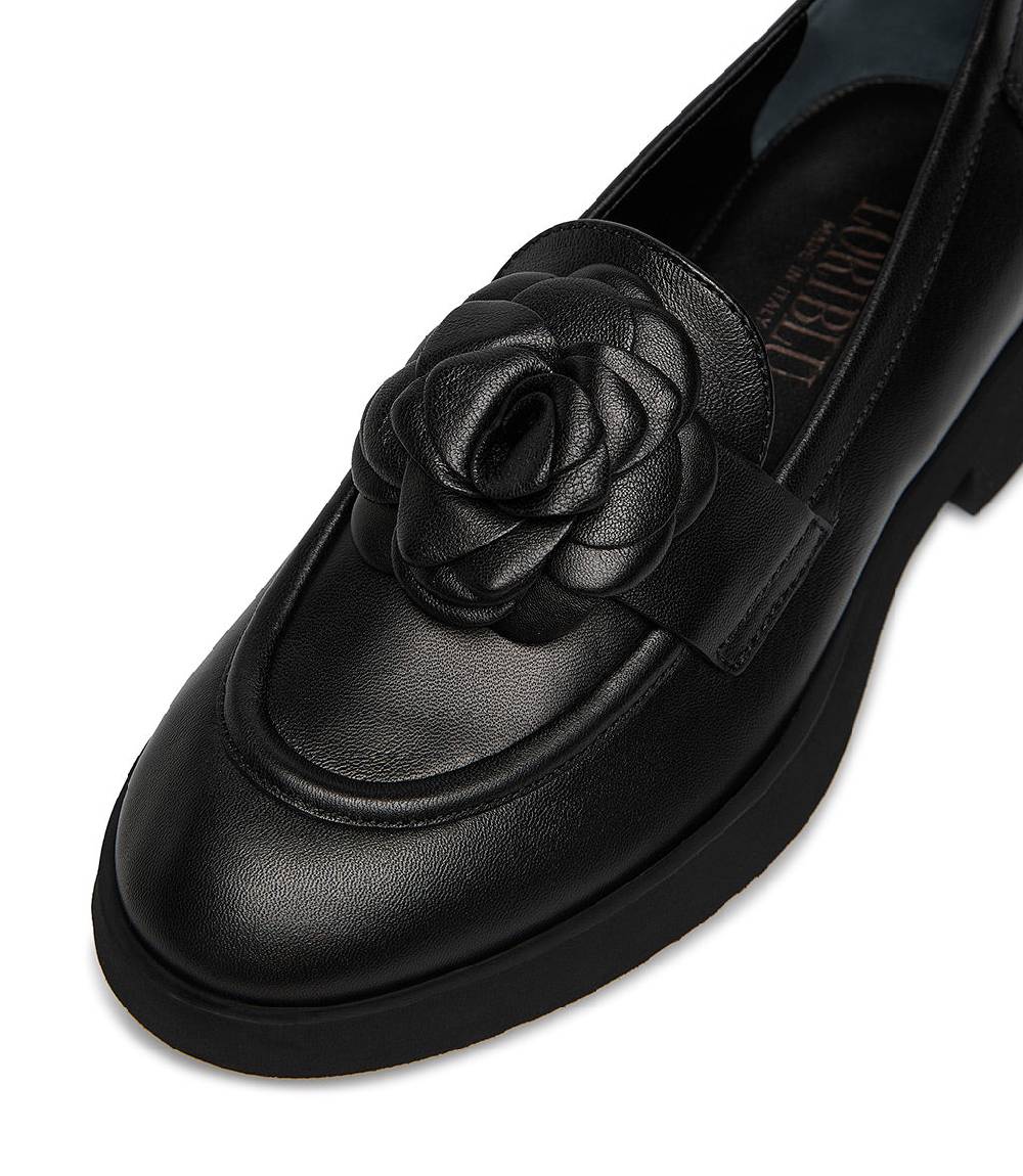 Loriblu Mocassino in nappa nero con fiore Prezzo Ridotto