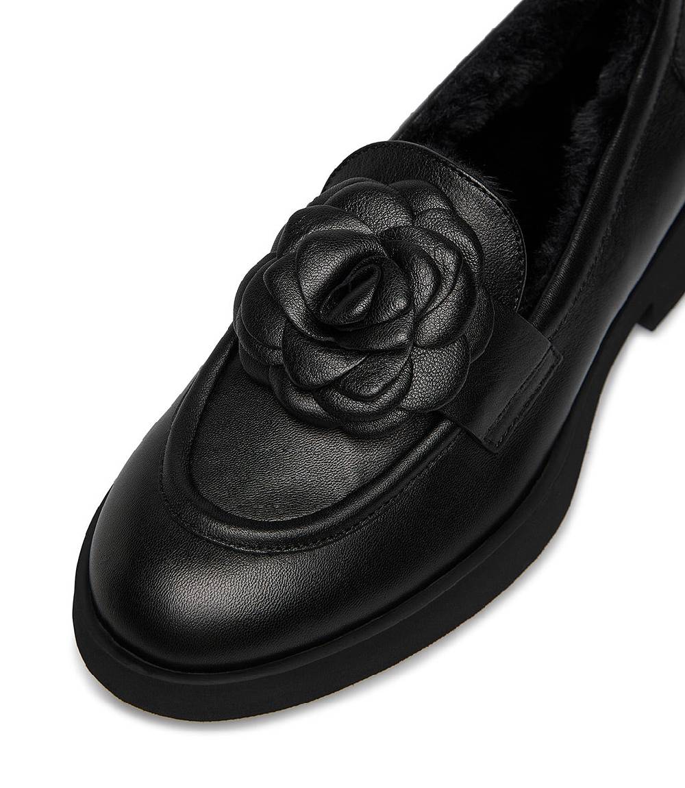 Loriblu Mocassino in nappa nero con fiore e fodera shearling Sottocosto