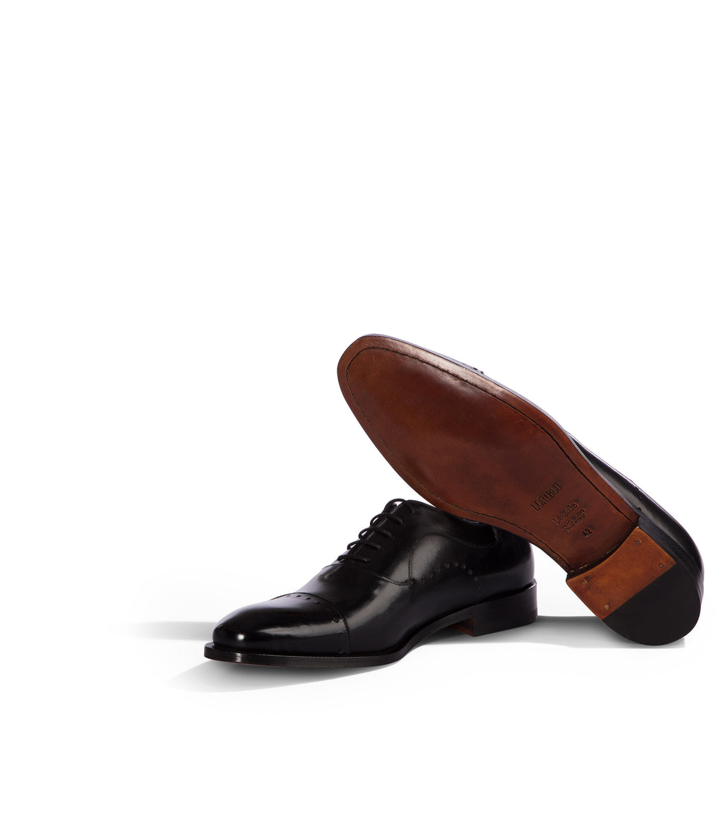 Loriblu Oxford in pelle nera brogue In Vendita