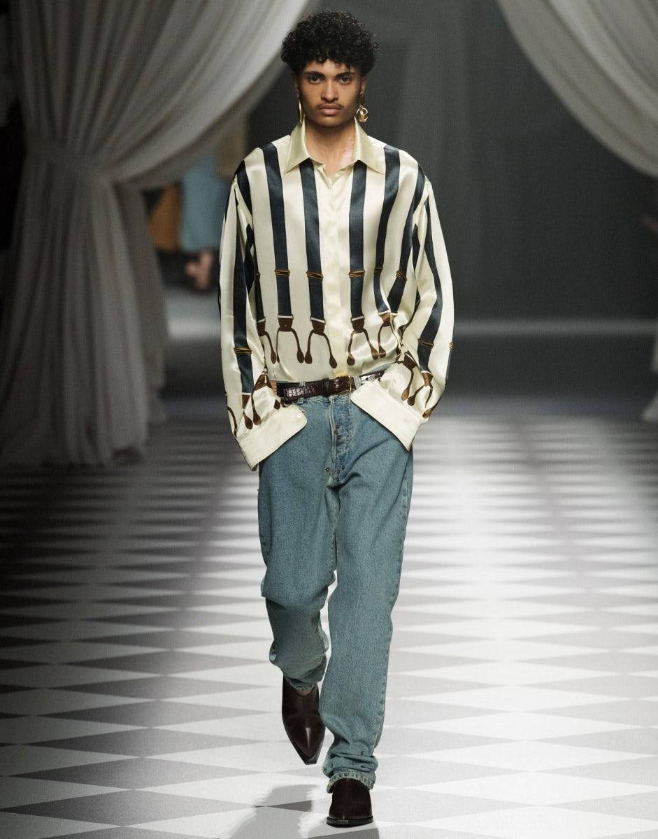 Love Moschino Camicia in raso Suspenders Print Vendita Economica