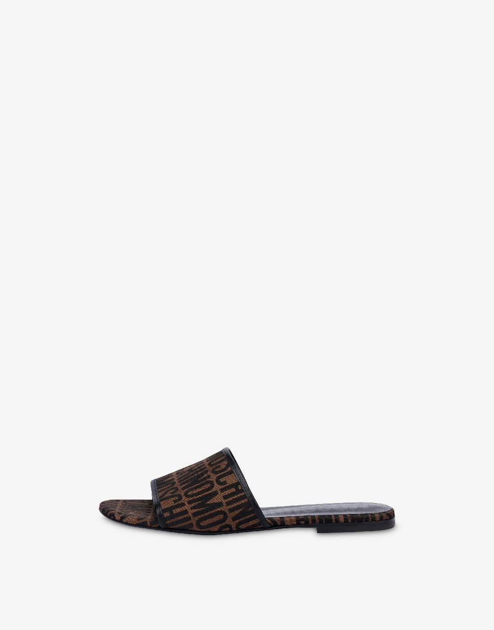 Love Moschino Sandali flat in nylon Allover Logo Vendita