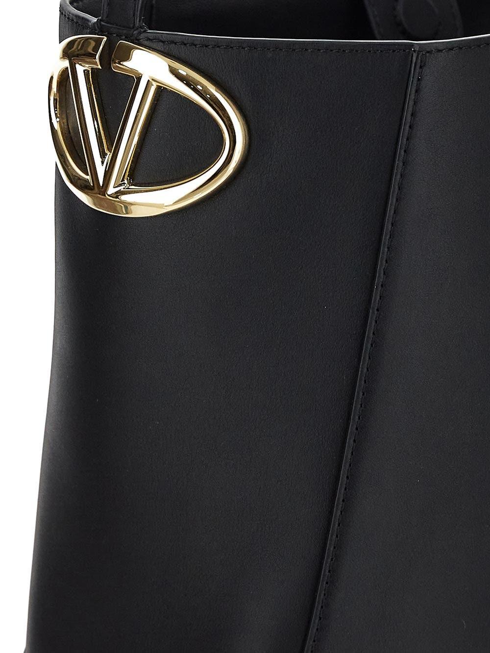 Oluxury Valentino Garavani Bucket Bag 2025