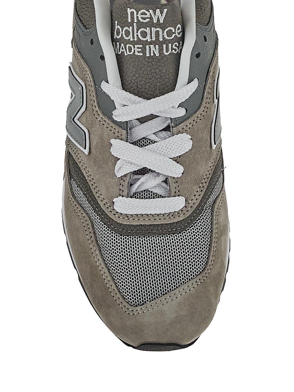 Oluxury New Balance 997 Sneaker Italy