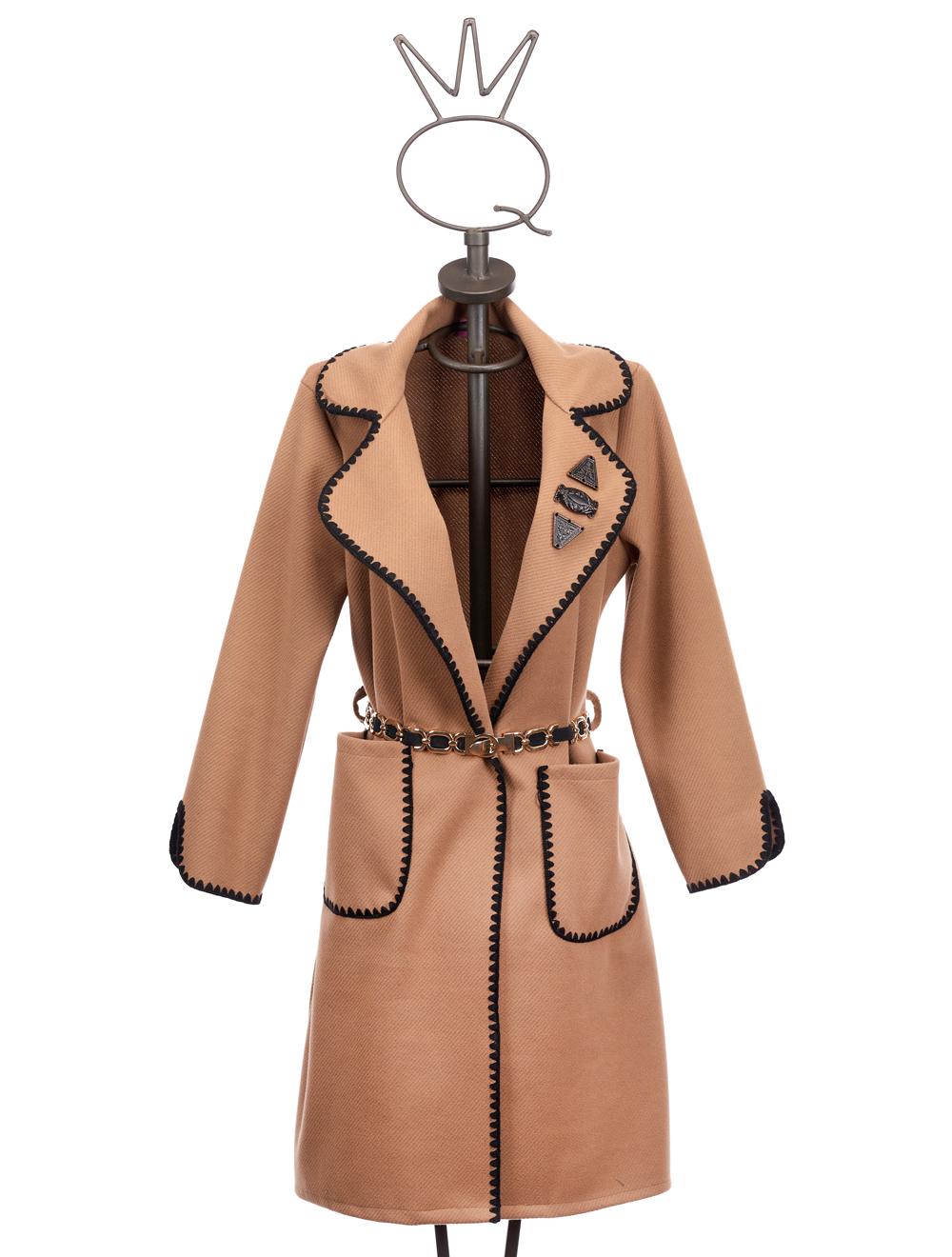 Save The Queen Cappotto color cammello con bordi ricamati Prezzo Ridotto