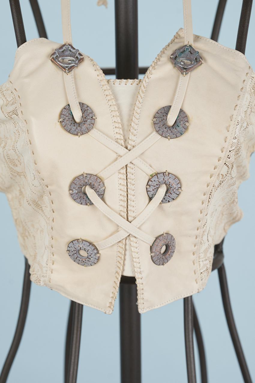 Save The Queen Gilet color avorio in vera pelle con applicazioni 2025
