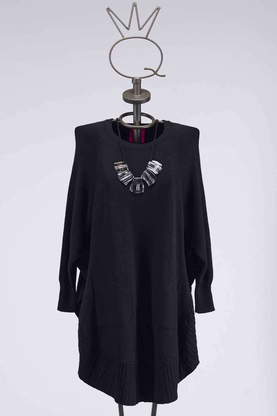 Save The Queen Maxi maglia con collana Saldi