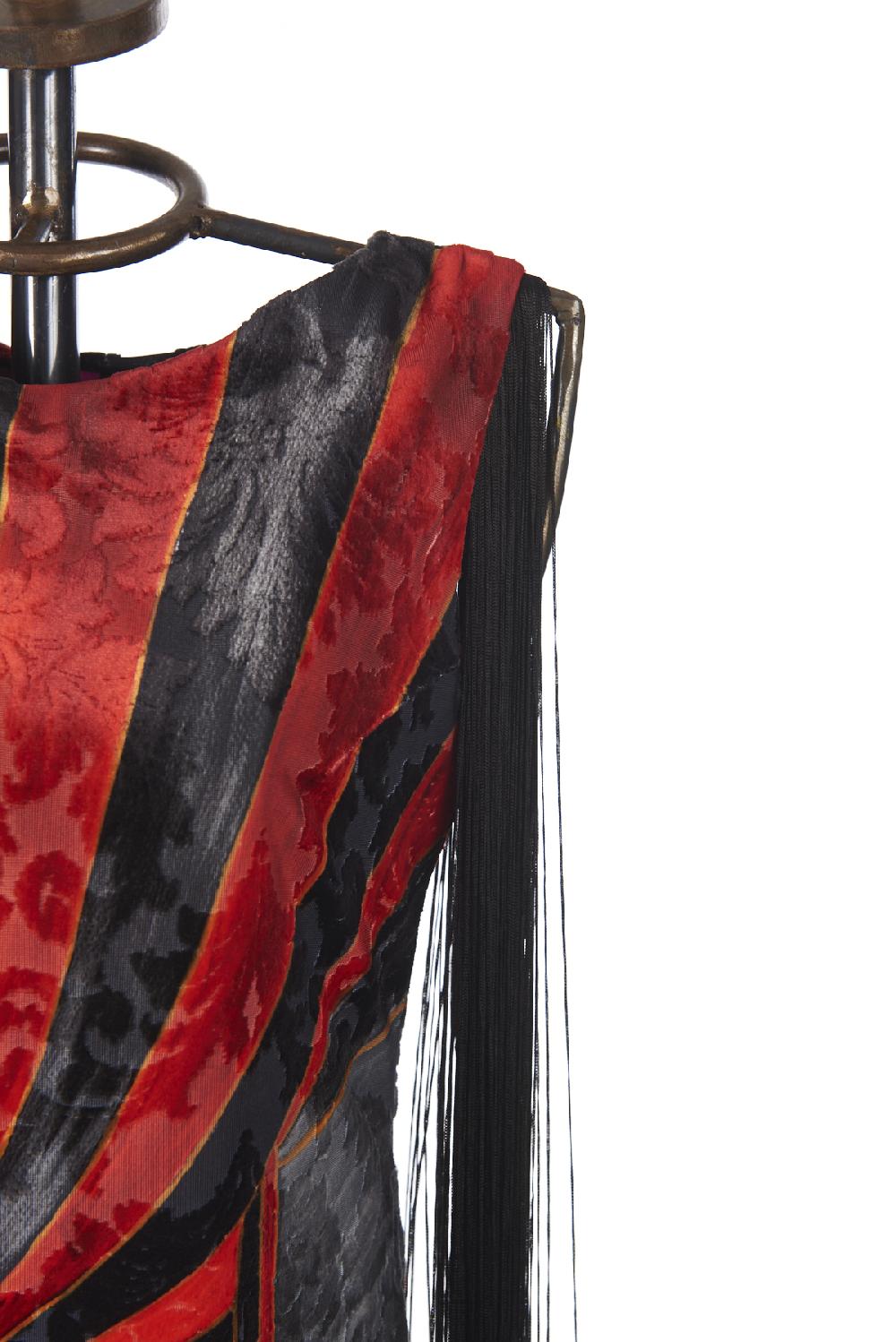 Save The Queen vestito lungo in tessuto devorè con stampa dedicata al Circo Qualità