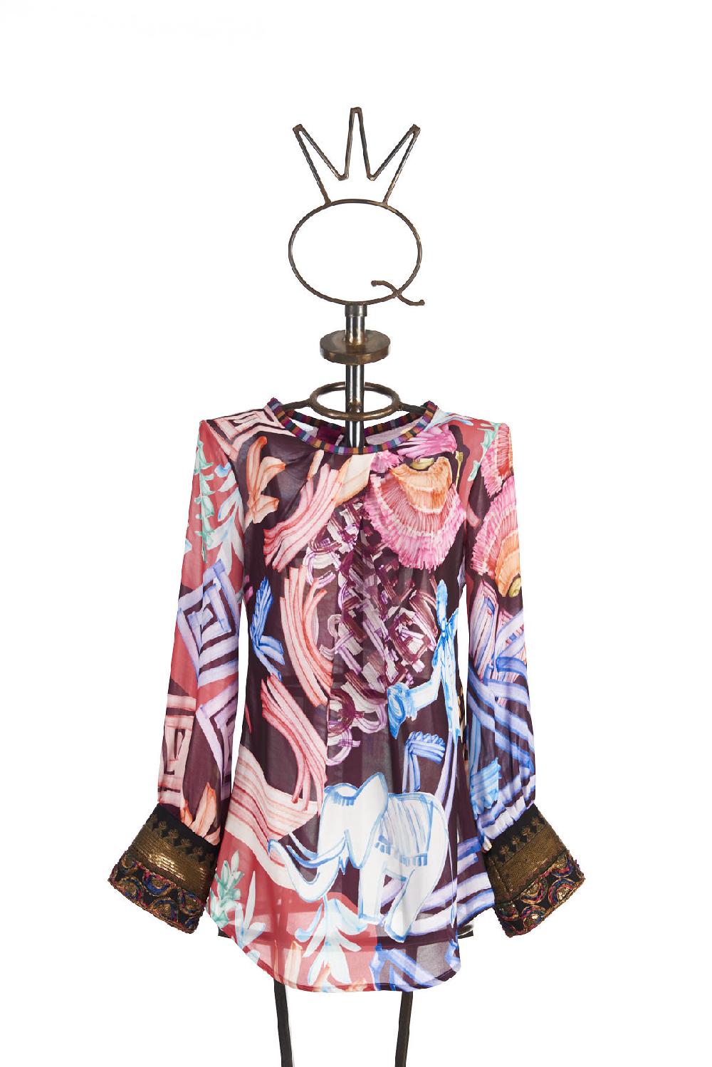 Save The Queen Blusa in chiffon con stampa dedicata al Circo Nuova